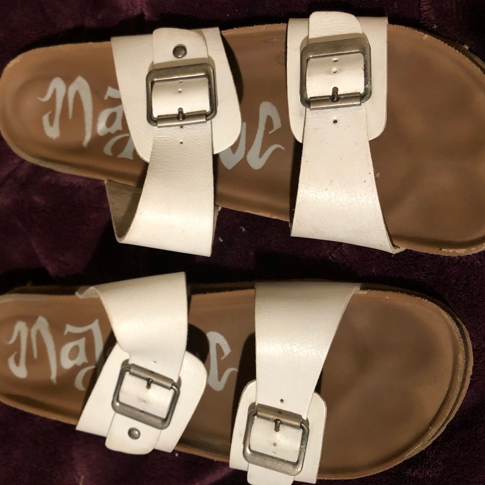White Birkenstock’s
